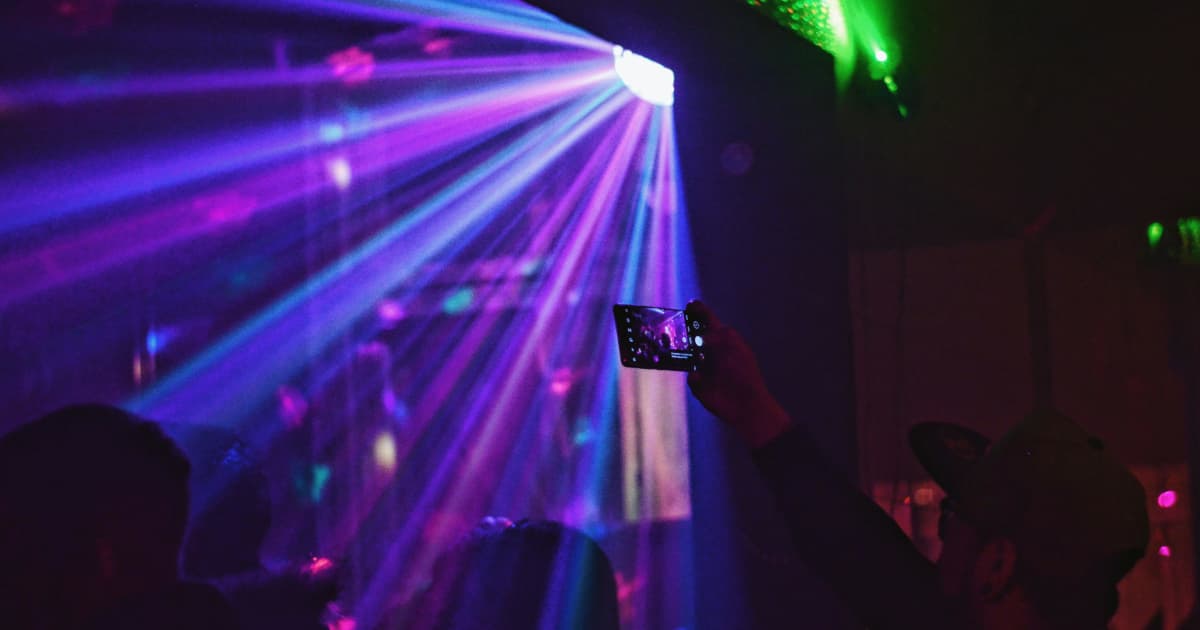 Le Prix de la Maternité d'Excellence Célèbre une Décennie d'Élévation de la Profession de Photographe Familial